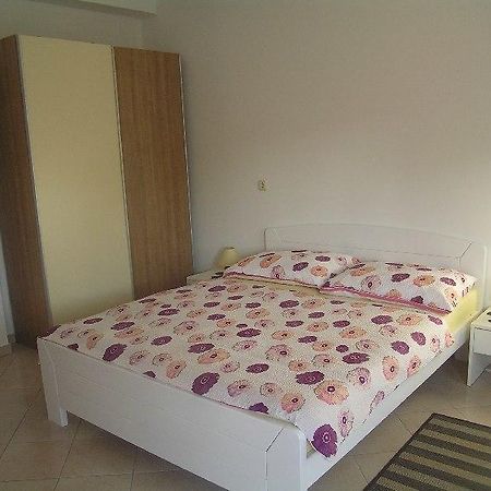 Deda Apartments Pag Town Kültér fotó